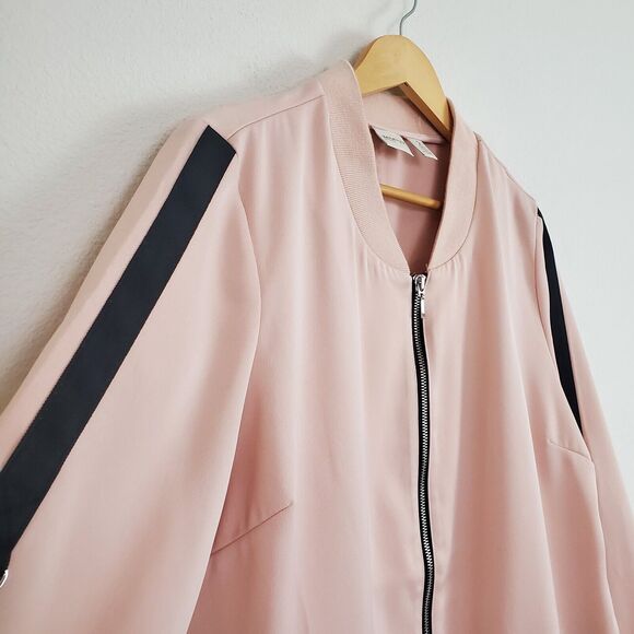 Chicos Zenergy Jacket Large Pink Satin Crepe Relaxed Sporty Athleisure Casual - Picture 4 of 11